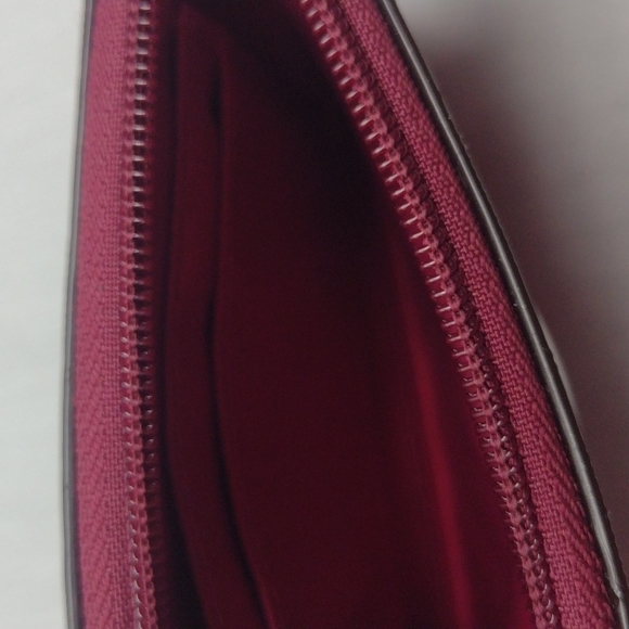 Coach wristlet - Picture 4 of 4